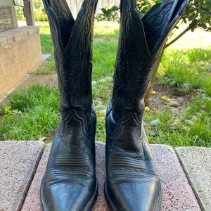 Womens Black Ariat western boots
